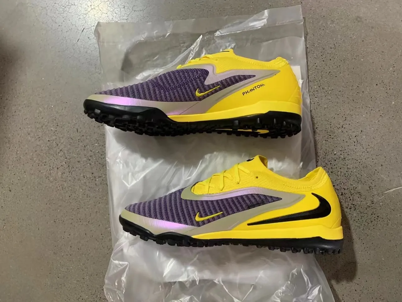 Nike Jaune Violet Bas-Coupé Tricot Supérieur Clous Coniques Turf Chaussures de Football 9