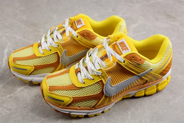 Nike Zoom 2K Jaune Orange Cage Synthétique Multicouche Maille Ouverte Supérieure Chaussures de course 9