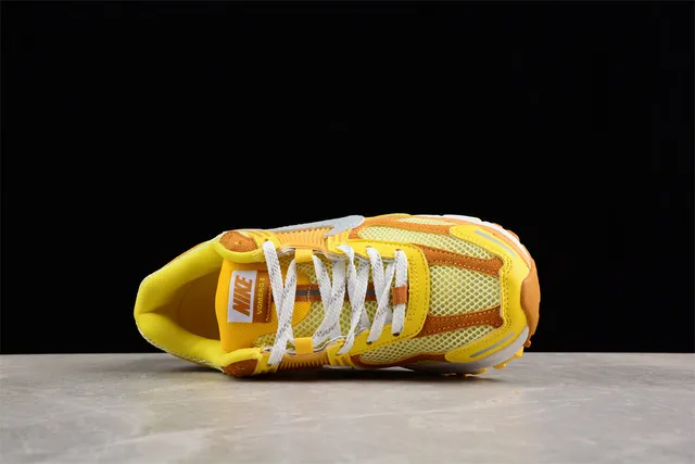 Nike Zoom 2K Jaune Orange Cage Synthétique Multicouche Maille Ouverte Supérieure Chaussures de course 12