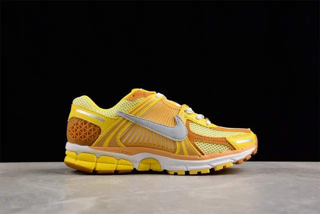 Nike Zoom 2K Jaune Orange Cage Synthétique Multicouche Maille Ouverte Supérieure Chaussures de course 14