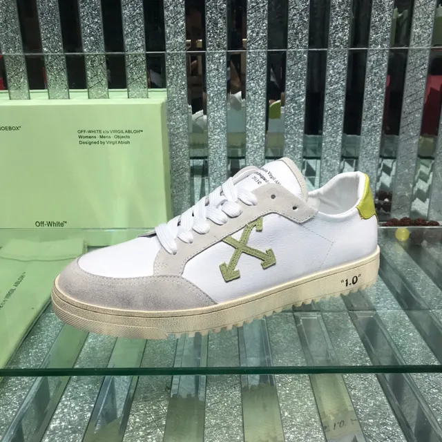 Off-White Arrow Sneakers Lifestyle en Daim et Cuir Low-Top 5