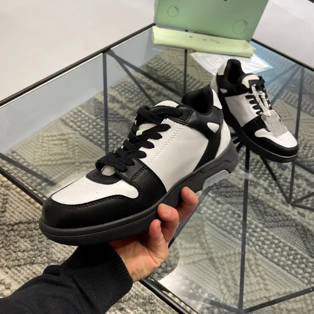 Off-White Chaussures Lifestyle Noires avec Logo de Flèche Diagonal Tige en Cuir Panelé 5