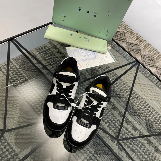 Off-White Chaussures Lifestyle Noires avec Logo de Flèche Diagonal Tige en Cuir Panelé 8