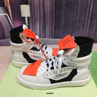 Off-White أحذية رياضية Lifestyle عالية الارتفاع مع تفاصيل صناعية أسود