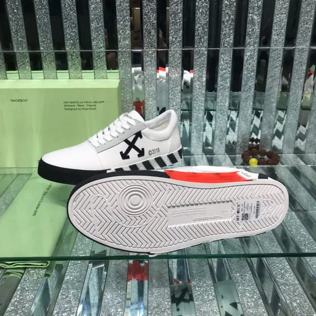 Off-White Black Low-Top Industrial Detailing Lifestyle Sneakers 2