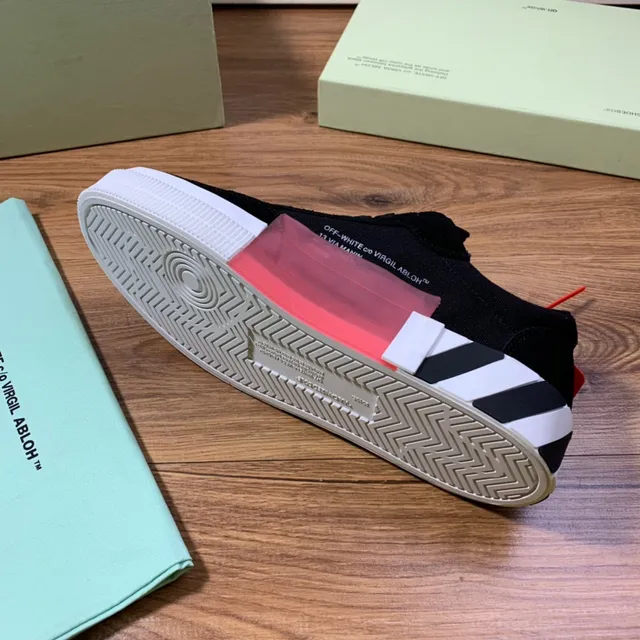 Off-White Preto Vermelho Camurça Superior Seta Diagonal Logo Tênis Lifestyle 2