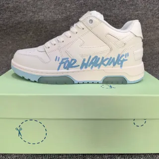 Off-White chaussures lifestyle blanches et bleu clair pour la marche