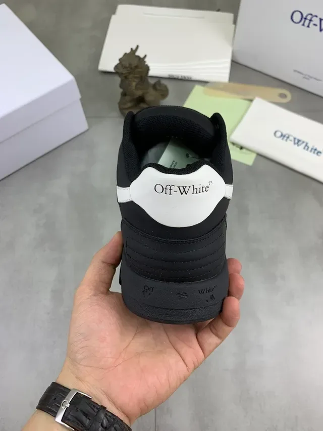 Off-White The Ten Black and White Arrow sneakers lifestyle 3