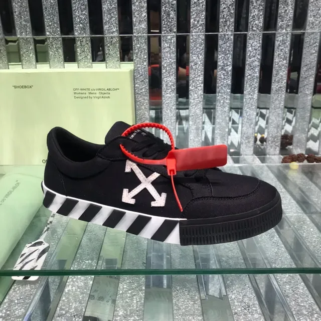 Off-White The Ten Negro Diseño Industrial Logo Flecha Diagonal Sneakers Lifestyle 9