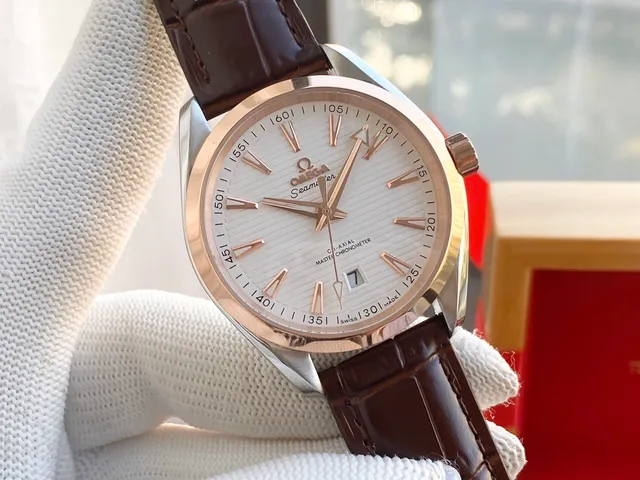 Omega Seamaster Aqua Terra সাদা ডায়াল গোলাপি সোনার বেজেল যান্ত্রিক ঘড়ি 6