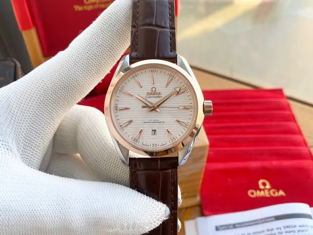 Omega Seamaster Aqua Terra সাদা ডায়াল গোলাপি সোনার বেজেল যান্ত্রিক ঘড়ি 8