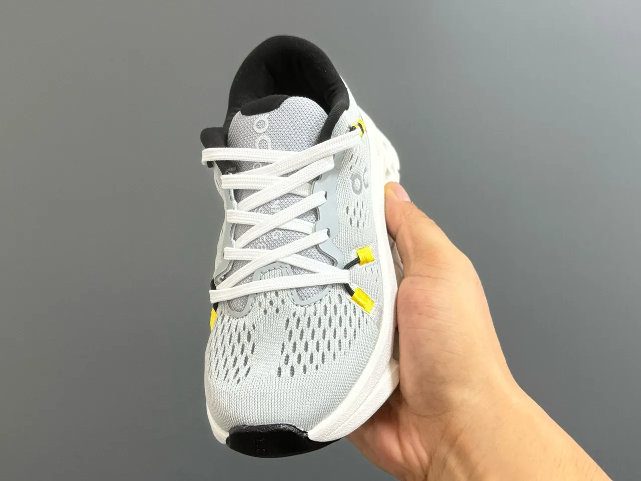On Beige White Perforated Mesh Upper Open-Cell CloudTec Midsole Running Shoes 21