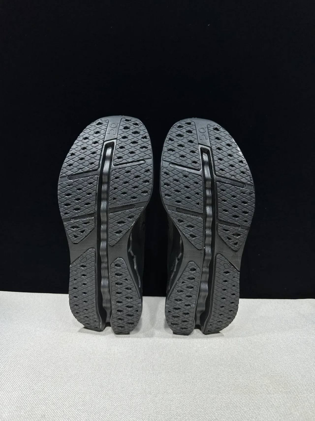 On Black Knit Upper Sculpted Midsole Running Shoes 6