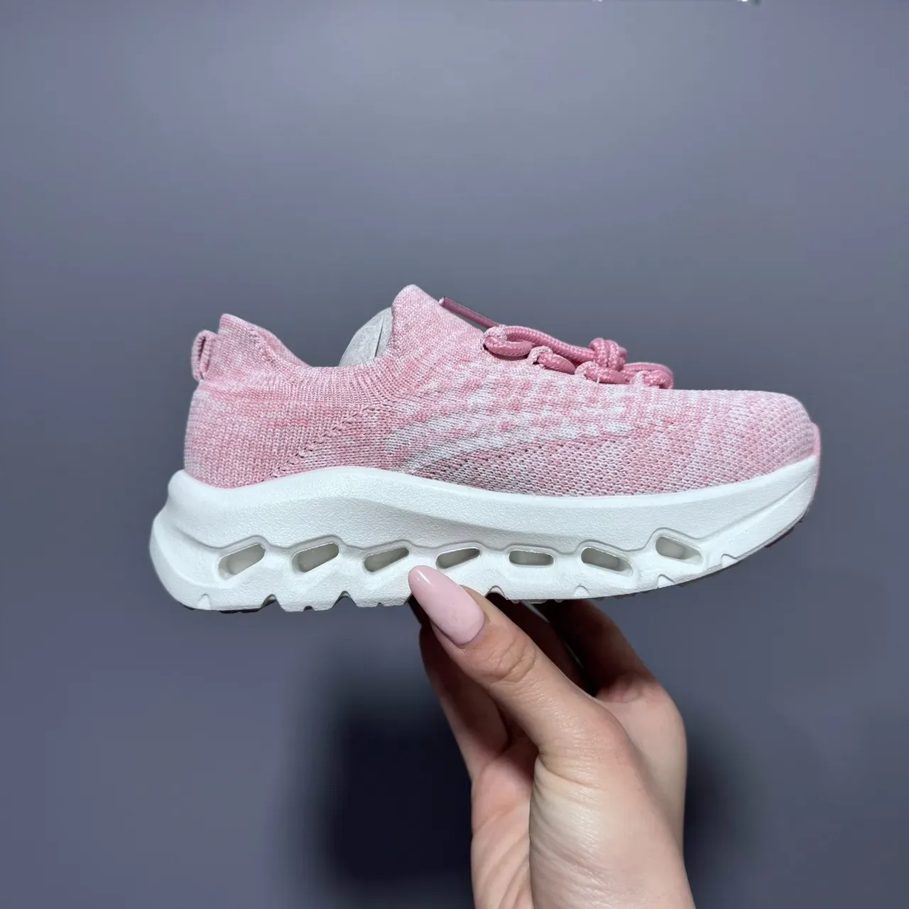 On Cloudmonster حذاء أسلوب الحياة من الغزل 9