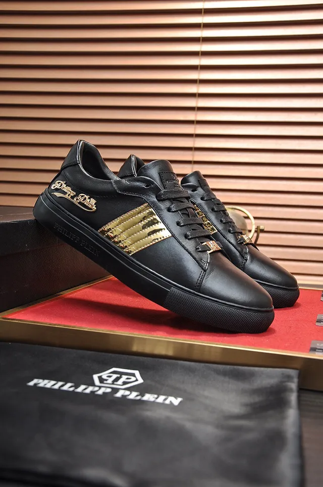Philipp Plein Tênis de couro preto e dourado com listras de estilo de vida 8