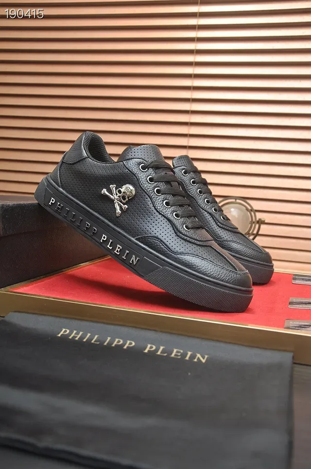 Philipp Plein Or Noir Cuir Perforé Emblème Crâne et Crois-Bone Chaussures Lifestyle 8