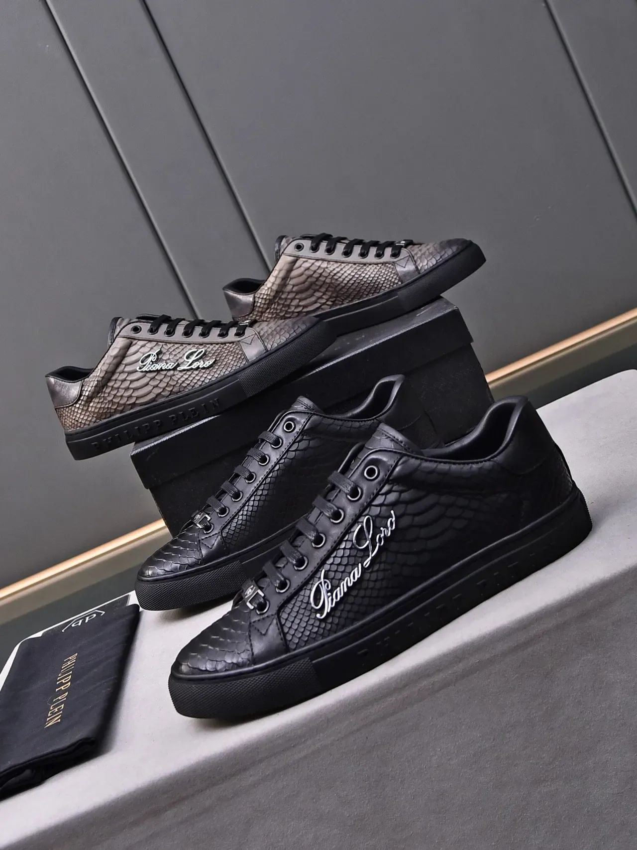 Philipp Plein Snake-Embossed Black Lifestyle Sneakers 2