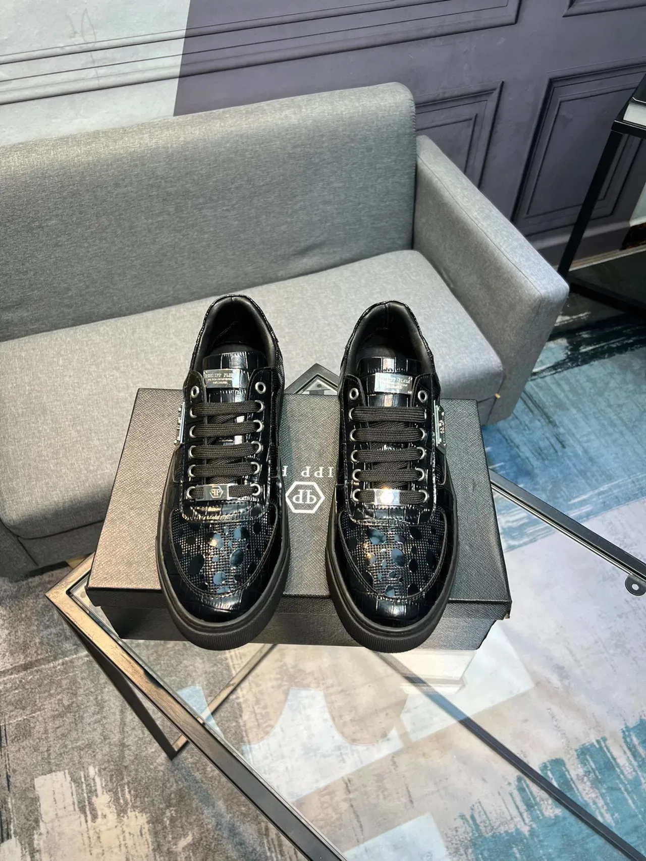 Philipp Plein Sport Black Glossy Croc-Embossed Leather Metallic Hardware Plaque Sneakers 2
