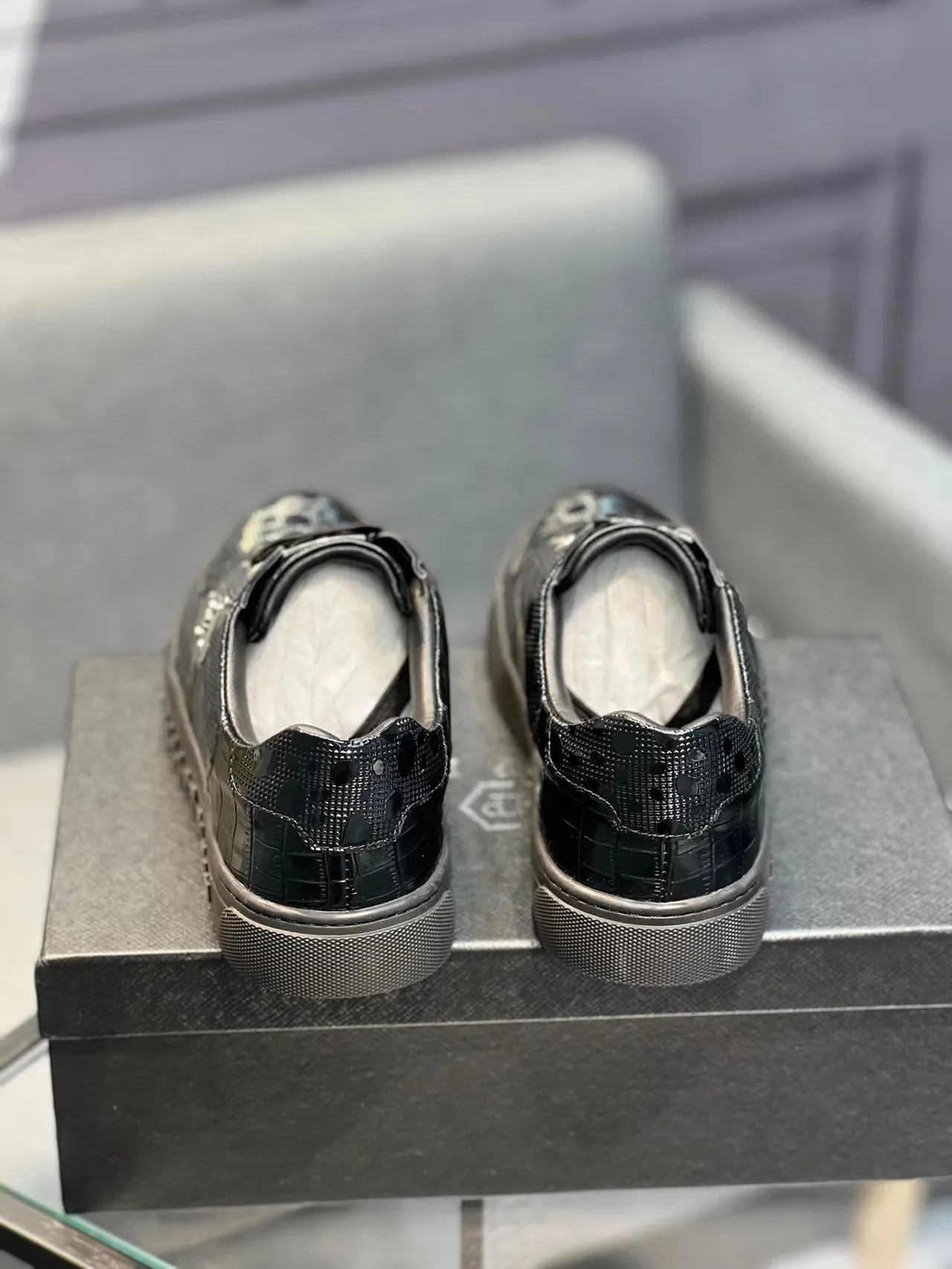 Philipp Plein Sport Black Glossy Croc-Embossed Leather Metallic Hardware Plaque Sneakers 7