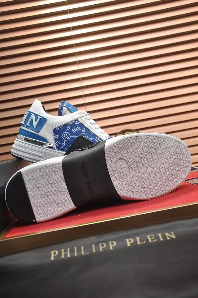Philipp Plein White and Blue Graphic-Print Lifestyle Sneaker 4