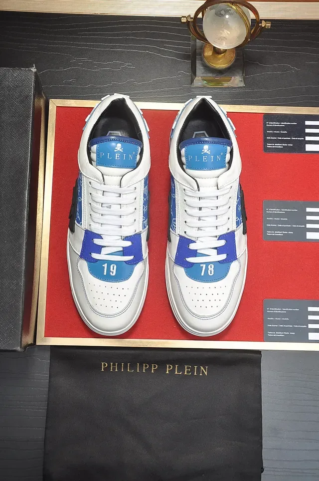 Philipp Plein White and Blue Graphic-Print Lifestyle Sneaker 9