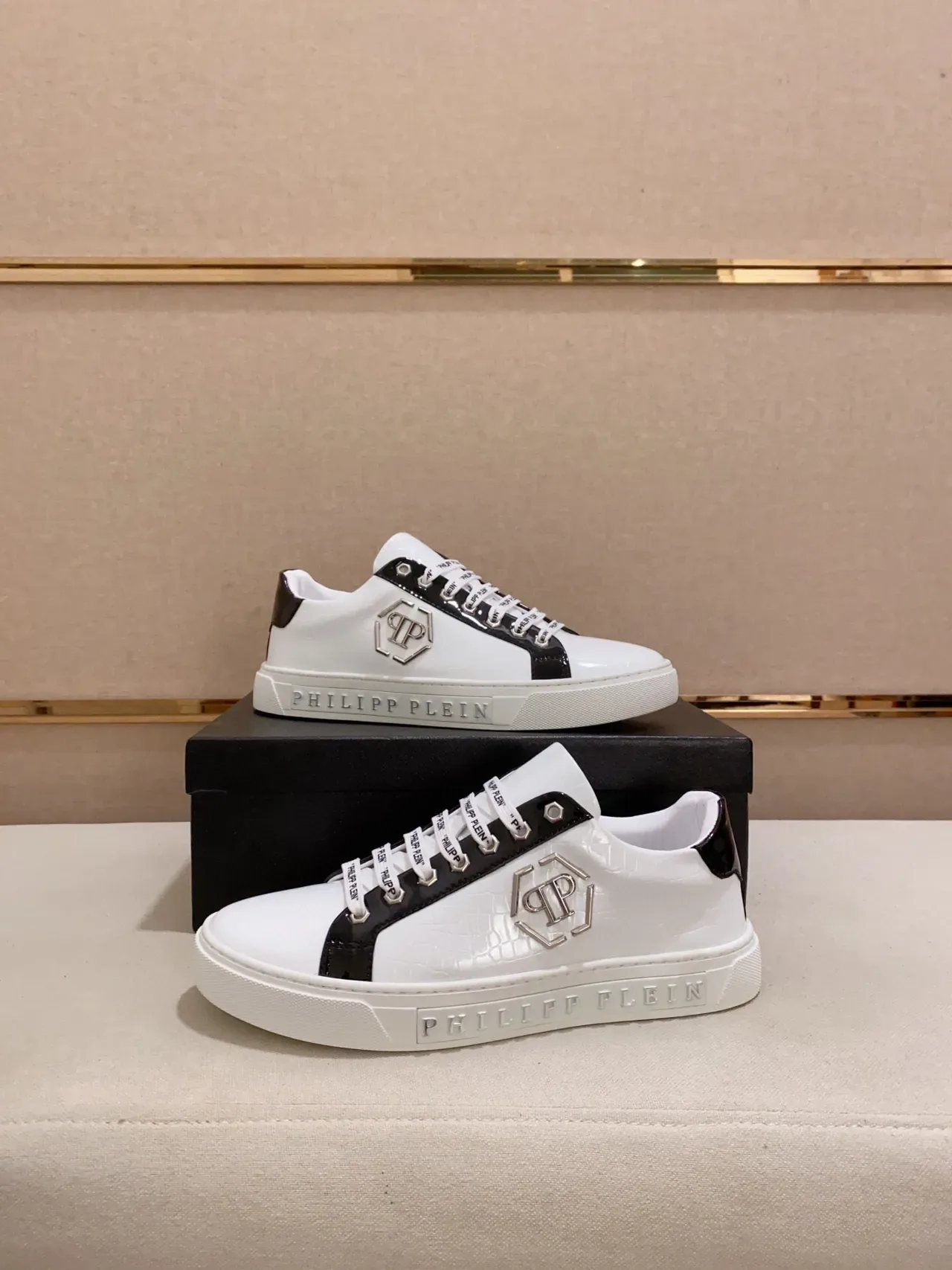 Philipp Plein White Black Croc-Embossed Leather Side Panel Contrast Lifestyle Sneakers 7