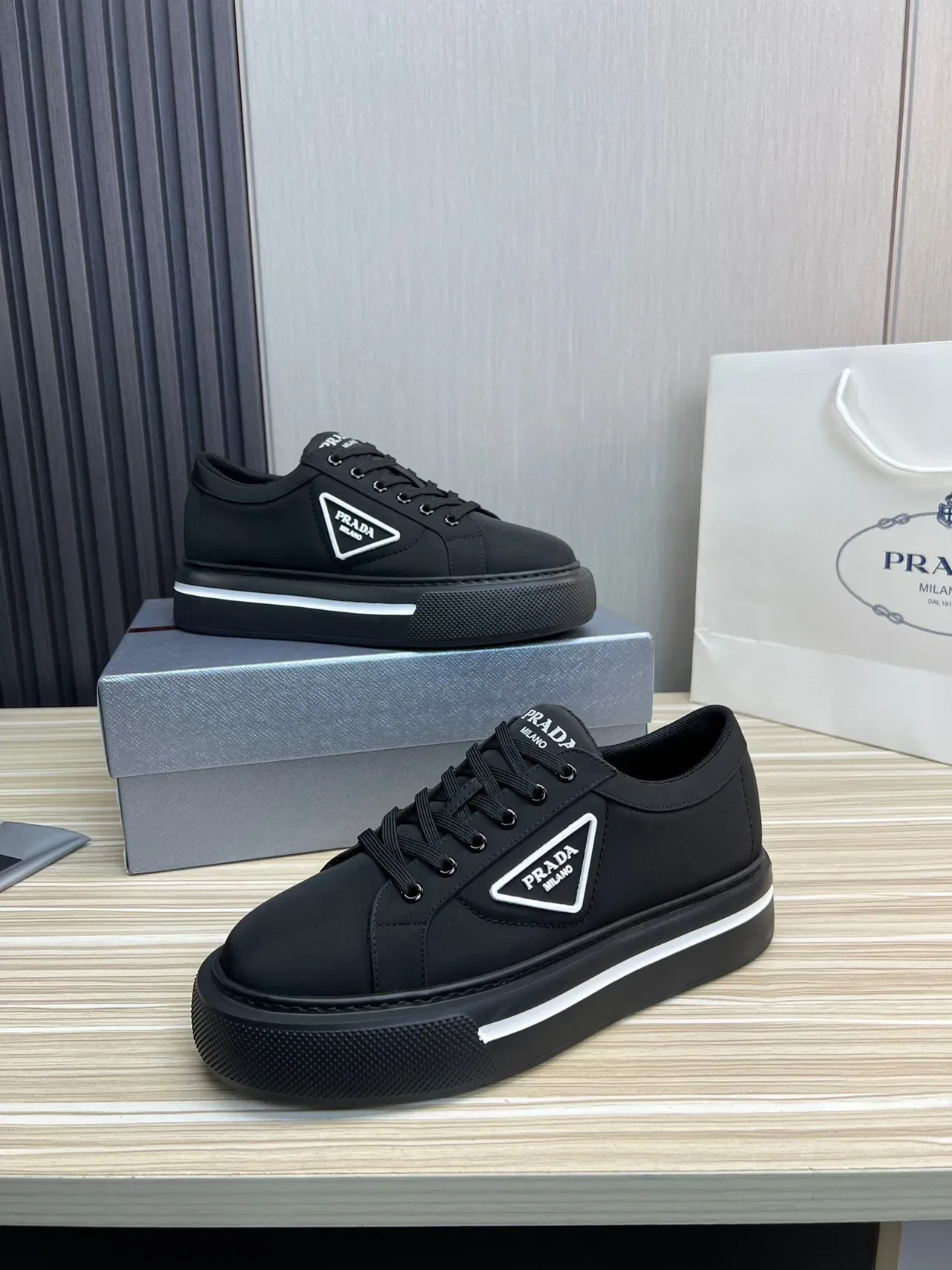 Prada Cloudbust কালো প্ল্যাটফর্ম লাইফস্টাইল স্নিকার্স 8