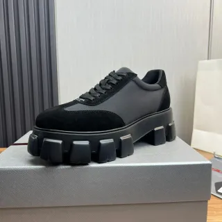 Prada Cloudbust أحذية رياضية سوداء من السويد والنايلون كثيفة