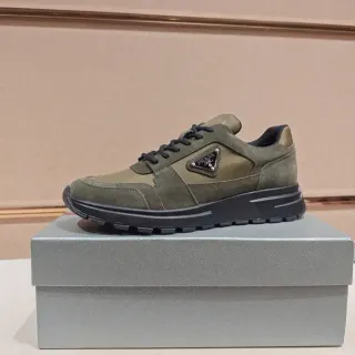 Prada Cloudbust Sneakers Lifestyle en Daim et Nylon Vert Olive