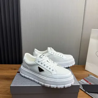 Prada Cloudbust zapatillas lifestyle blancas