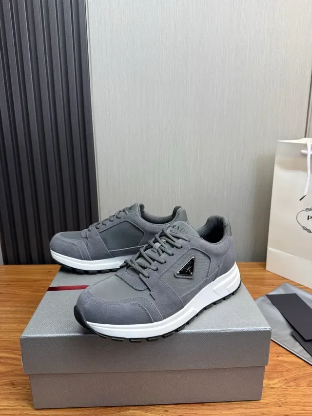 Prada Gris Blanco Ante y Malla Superior Suela Media Gruesa Zapatos Lifestyle 3