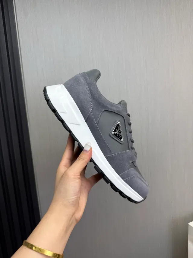 Prada Gris Blanco Ante y Malla Superior Suela Media Gruesa Zapatos Lifestyle 7