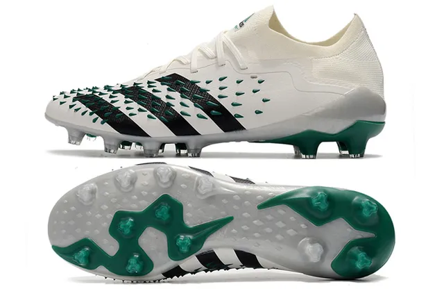 Puma متعدد الألوان غطاء القفص العلوي طباعة الجرافيتي اصطناعي أرض صلبة أحذية كرة القدم 23