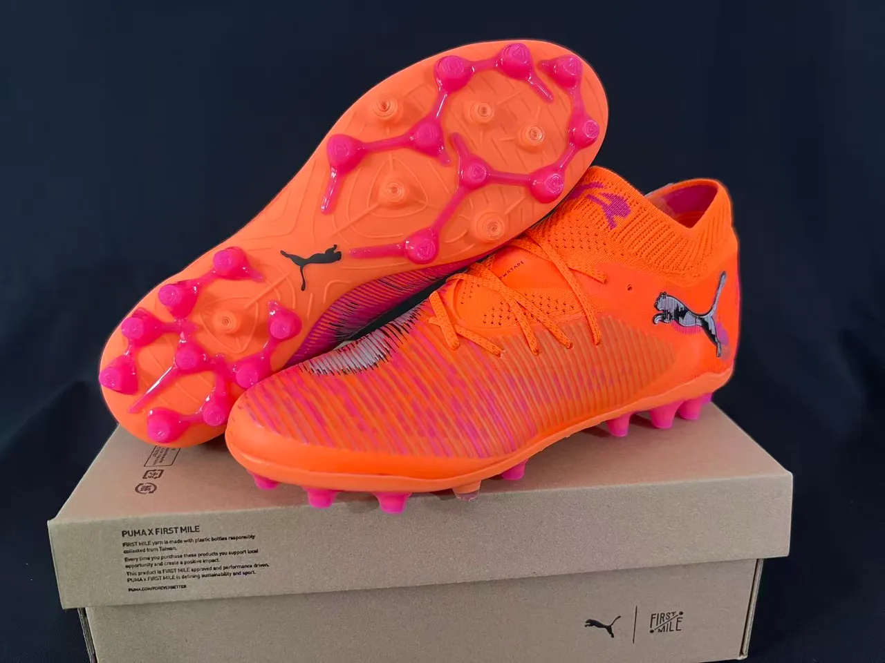 Puma برتقالي وردي عالي القطع كولار جورب نسيج مخطط صناعي وسط القدم قفص أرضية صلبة أحذية كرة القدم 7