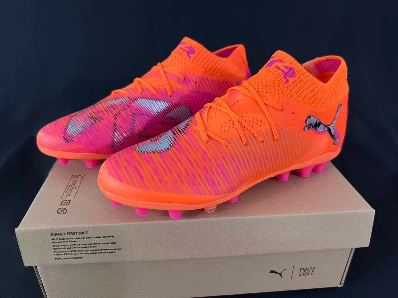 Puma برتقالي وردي عالي القطع كولار جورب نسيج مخطط صناعي وسط القدم قفص أرضية صلبة أحذية كرة القدم 9