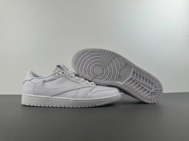 Reebok White Leather Paneled Construction Lifestyle Sneakers 10