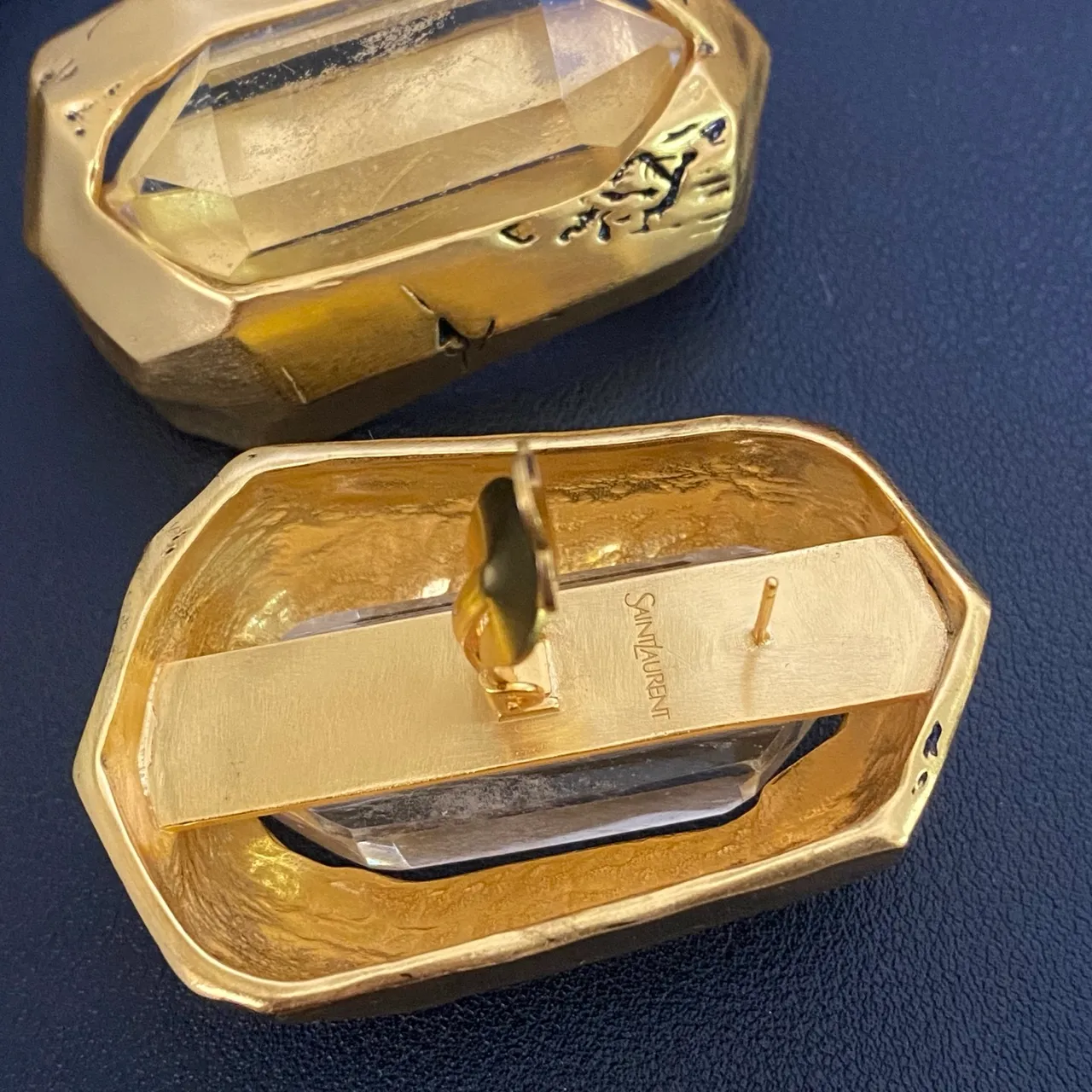 Saint Laurent Boucles d'oreilles Octogonales Géométriques Facettées Or doré 4
