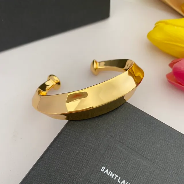 Saint Laurent Bracelet Ouvert Poli en Or 7