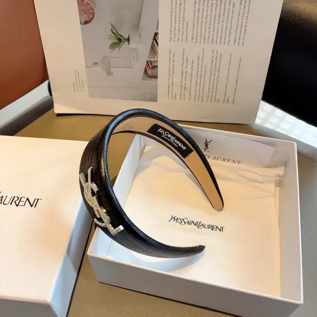 Saint Laurent Monogram Headband Belt Noir et Argent Ceinture en cuir 5