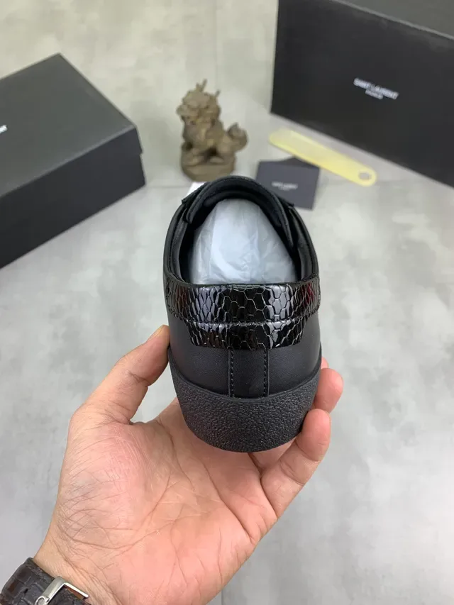 Saint Laurent Niki Preto Couro Liso Parte Superior Embossado Marca Estilo de Vida Tênis 3