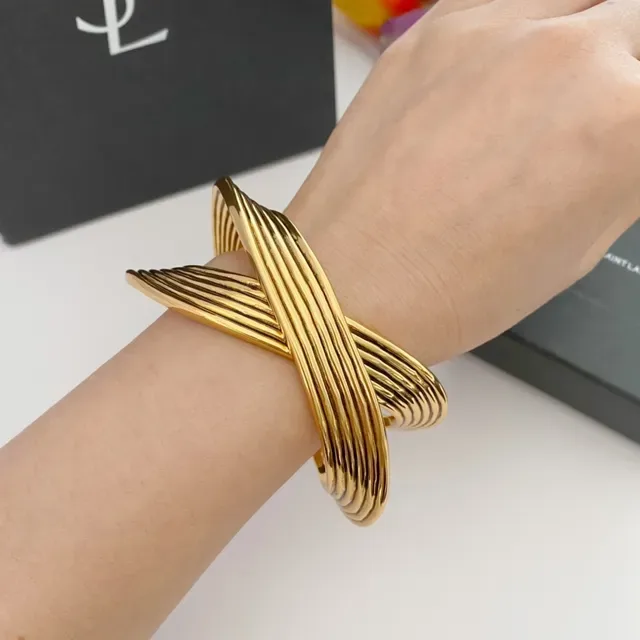 Saint Laurent Pulseira Acanalada Retorcida Dupla Punho Dourado 2