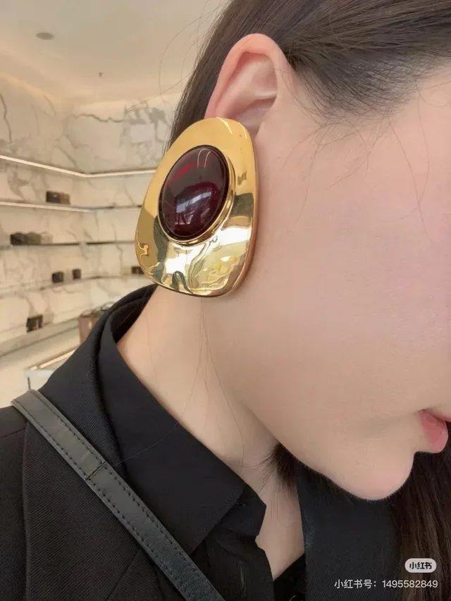 Saint Laurent Boucles d'Oreilles Clip-On Sculpturales Gold-Tone Cabochon 2