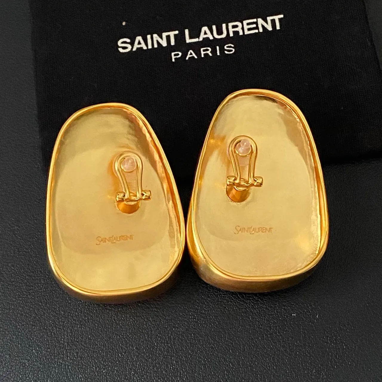 Saint Laurent Boucles d'Oreilles Clip-On Sculpturales Gold-Tone Cabochon 4