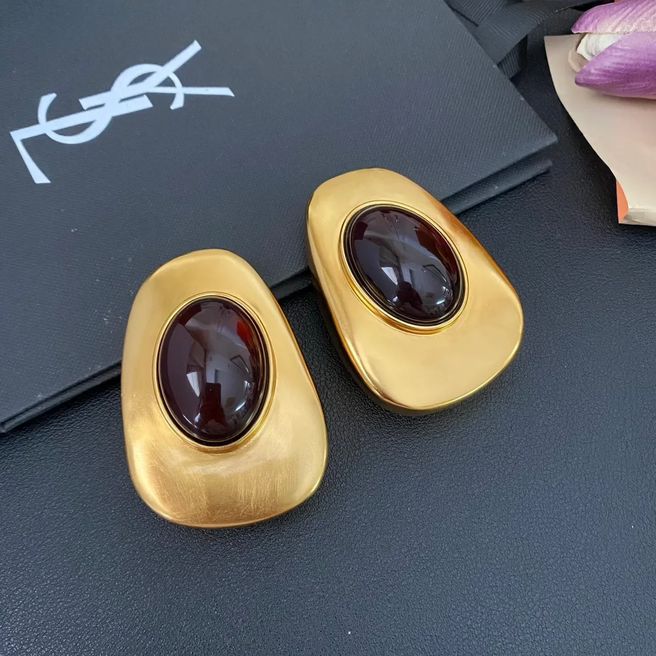 Saint Laurent Boucles d'Oreilles Clip-On Sculpturales Gold-Tone Cabochon 6