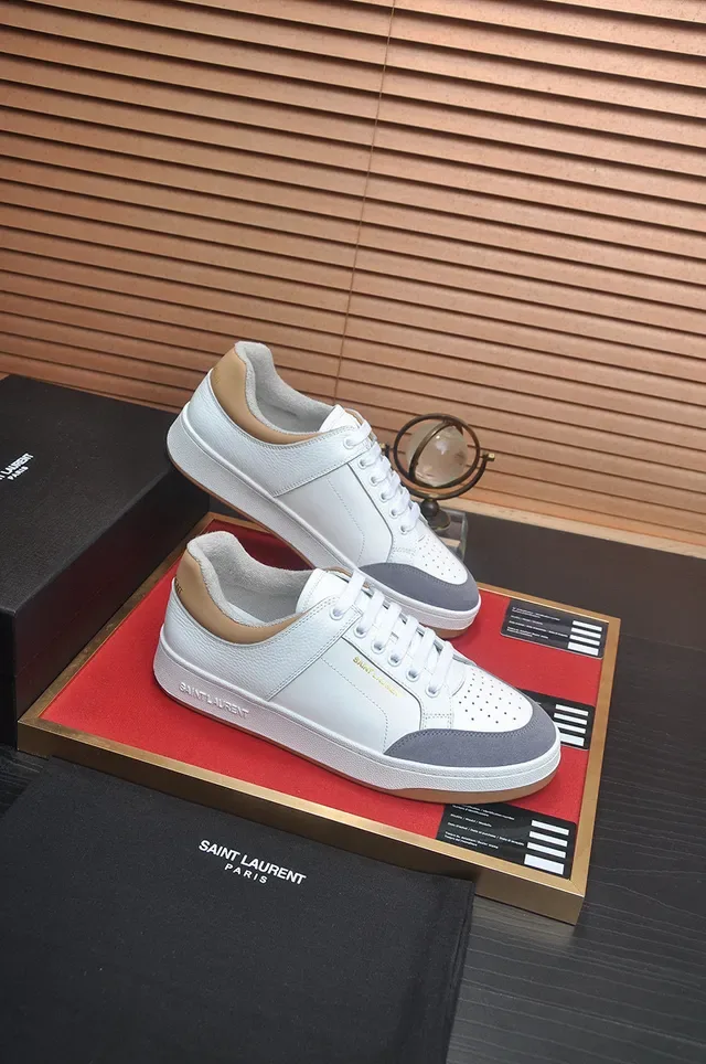 Saint Laurent sneakers lifestyle blancs grises à panneaux cuir orteil perforé 6