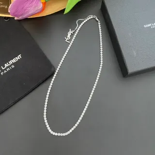 قلادة سلسلة سانت لوران YSL فضي أبيض pave-set حجر قفل مونوغرام
