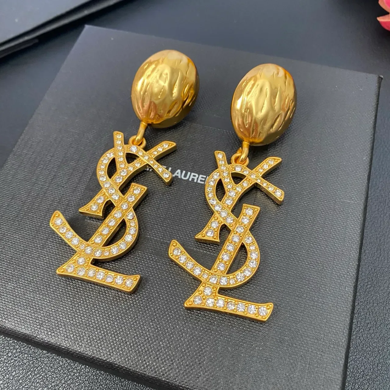 أقراط Saint Laurent YSL Monogram Pavé Crystal ذهب معلقة 8