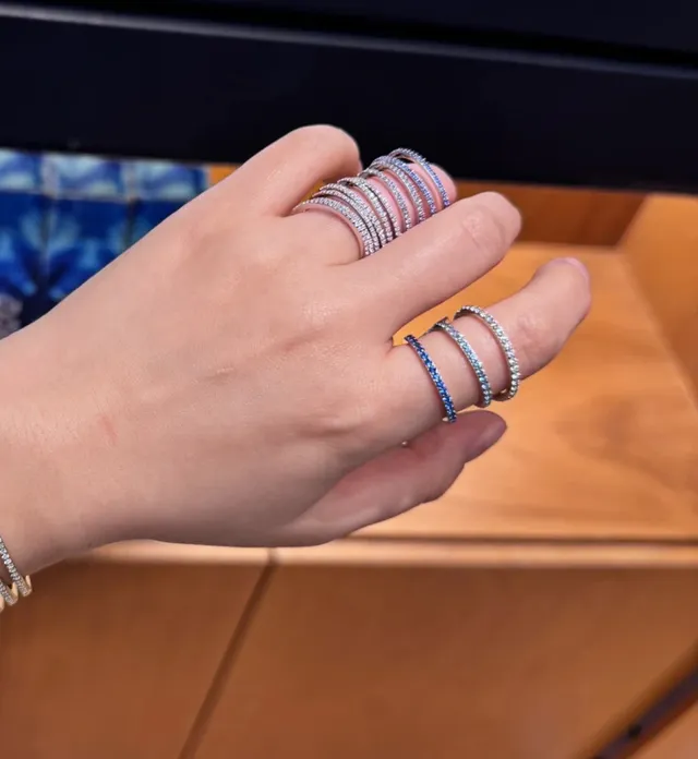 Tiffany & Co. فضي أزرق متعدد الحلقات المتراكم Pavé-Set خاتم 4