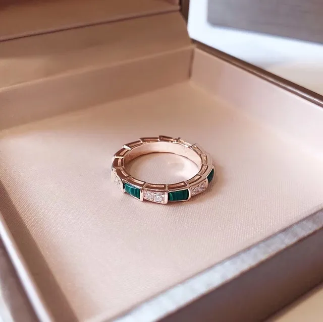 Tiffany & Co. ذهب أخضر خاتم هندسي مقسم بالتناوب بين المالاكايت والماس 2