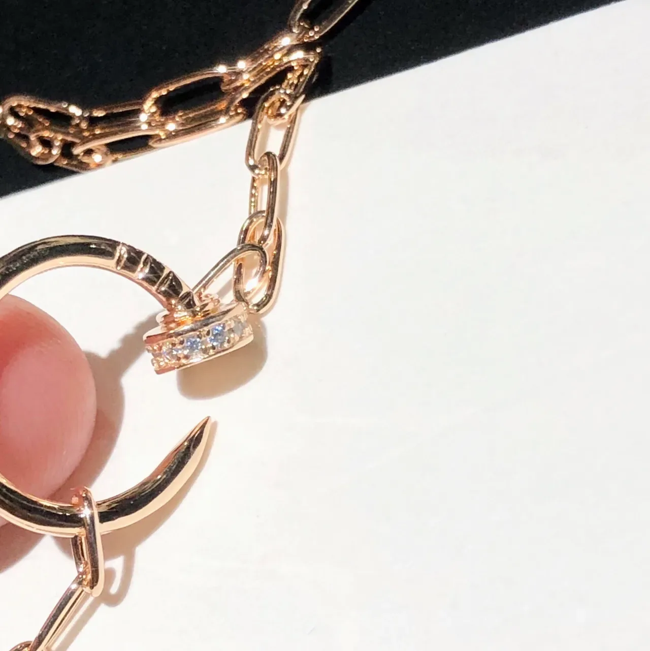 Tiffany & Co. Juste un Clou Colar Círculo Aberto Pavé 5